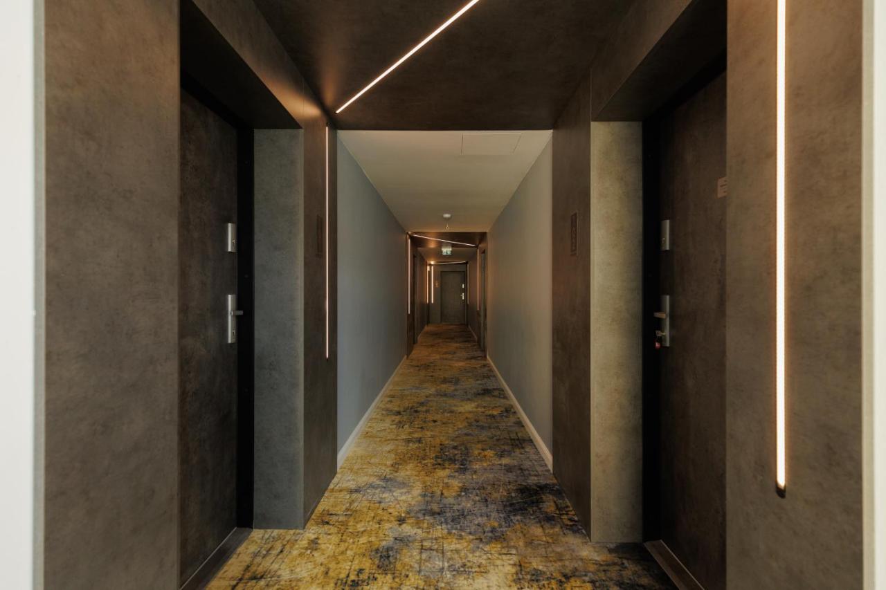 Villa Bauhaus Wellness Apartman Siofok Ngoại thất bức ảnh